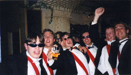 bestuur128 bestuur in gala modus.jpg